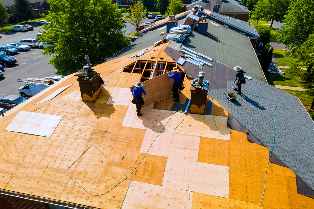 Asphalt Roofing​